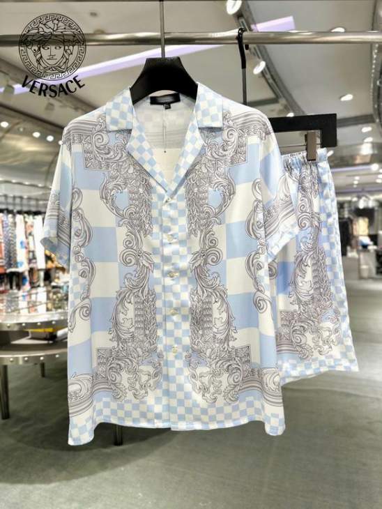 Picture of Versace Shirt Pant Suits _SKUVersaceM-3XL24cn17624834